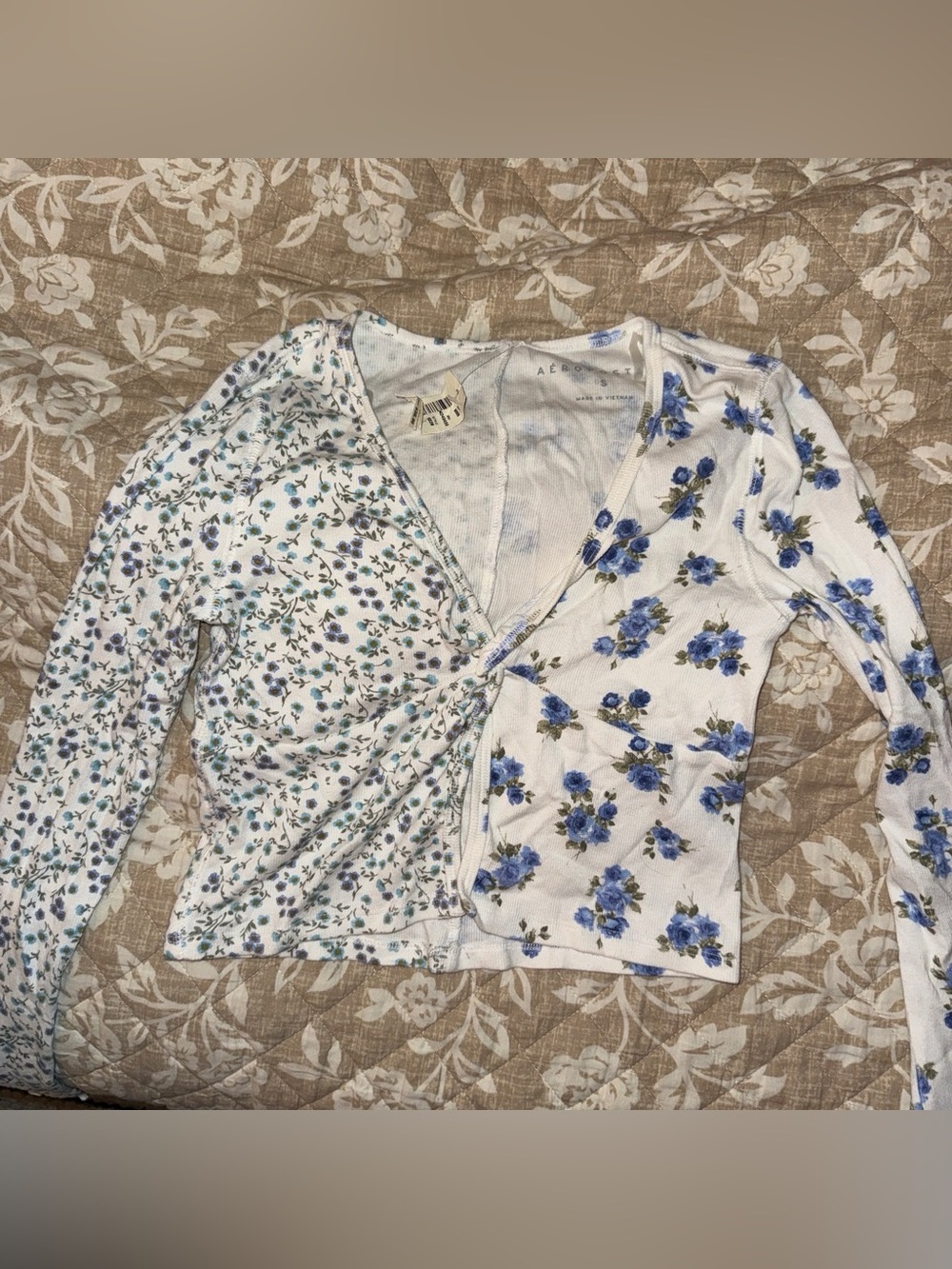 Aeropostale White Long Sleeve Twist-Front Floral Top with Blue Flowers